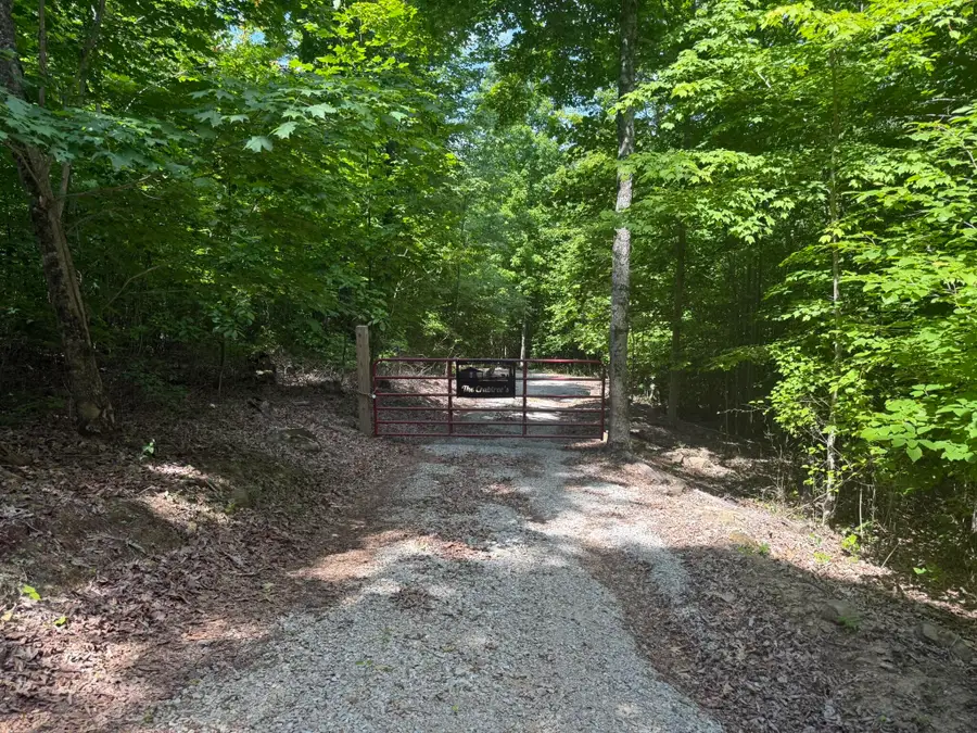 1658 Dry Hollow Road, Monticello, KY 42633 - #2