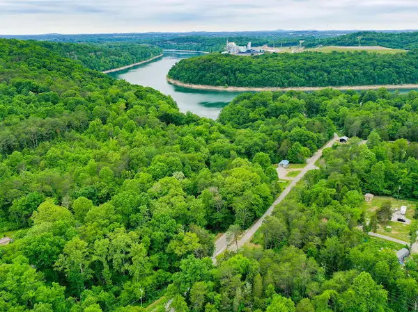 536 Stone Gate Drive, Burnside, KY 42519