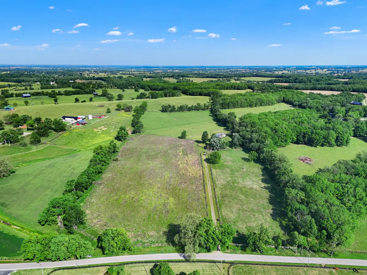 512 College Road, Paris, KY 40361 - #1