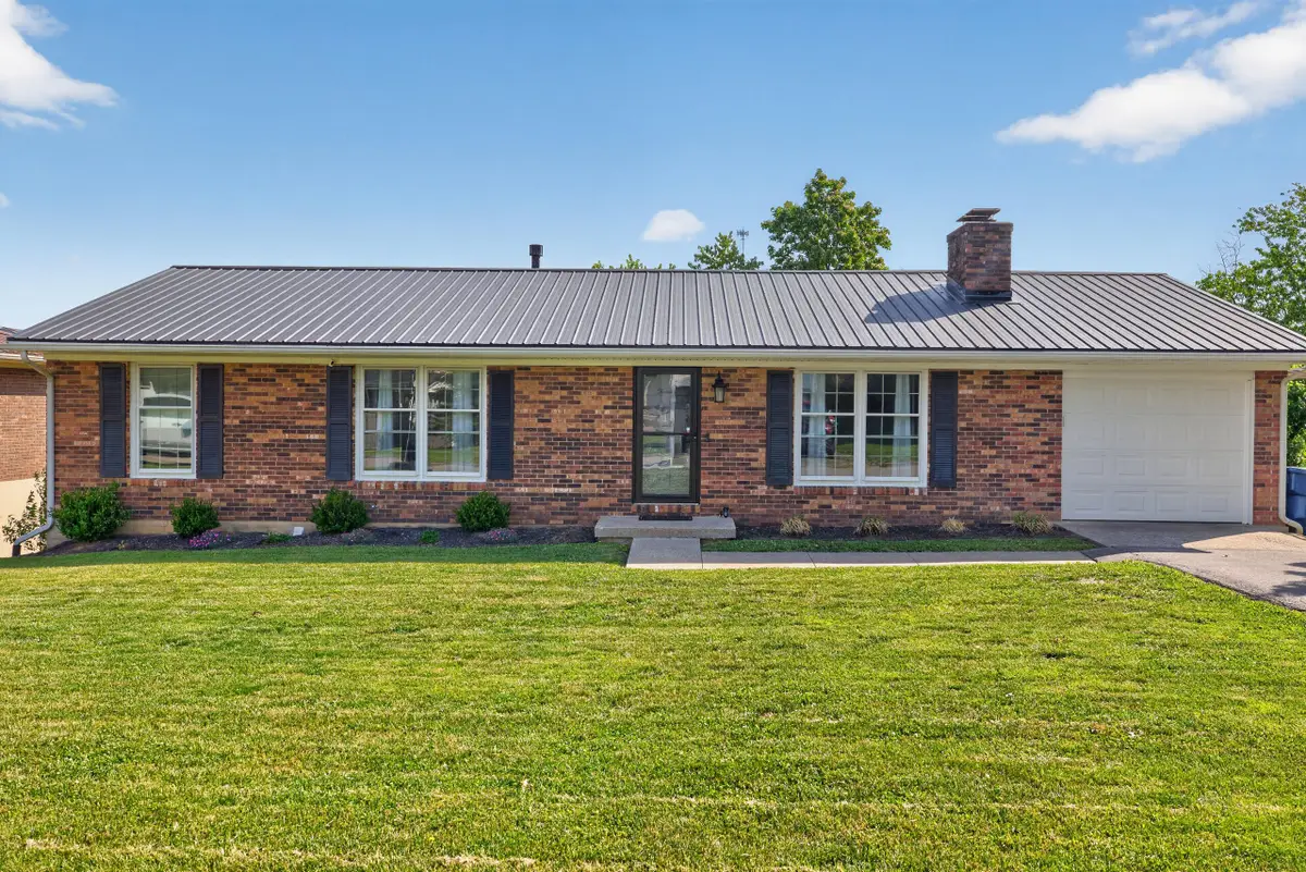 13 Lakeview Drive, Winchester, KY 40391 - #1