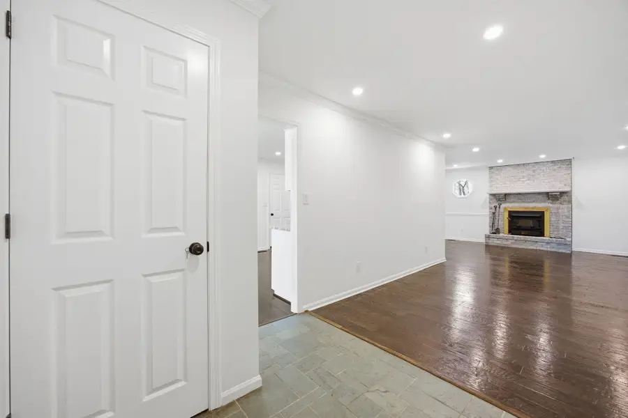 520 Berlin Drive, Versailles, KY 40383 - #2