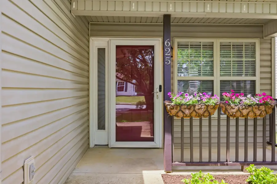 625 Hugging Bear Drive, Lexington, KY 40509 - #3
