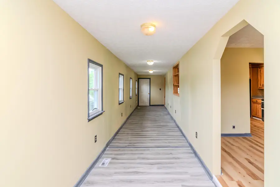 707 Poplar Street, Ravenna, KY 40472 - #2