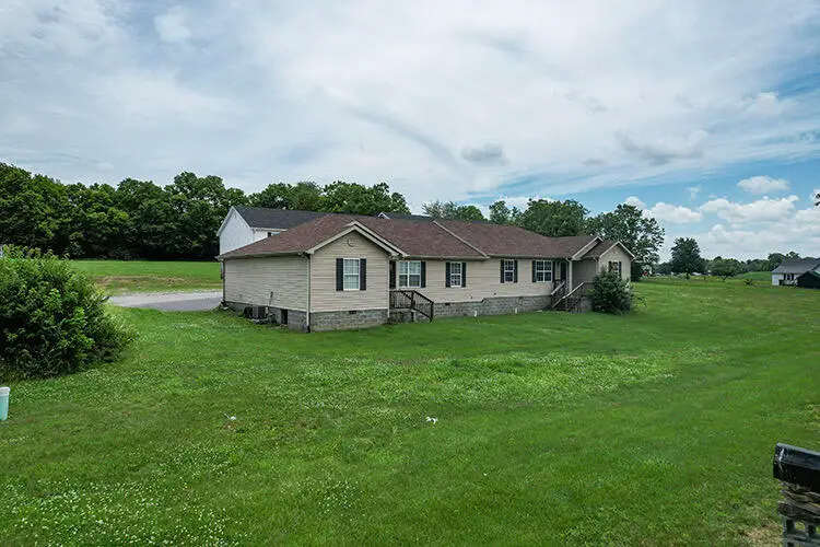 145-149 Spring Street, Harrodsburg, KY 40330 - #2