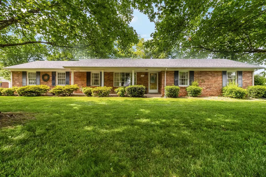 201 Colonial Avenue, Somerset, KY 42501 - #2