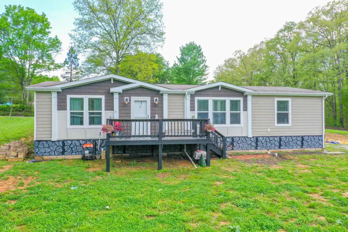 6989 W Laurel Road, London, KY 40741 - #1