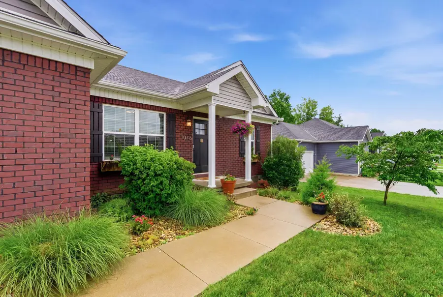 1046 Rainbow Way, Lawrenceburg, KY 40342 - #2