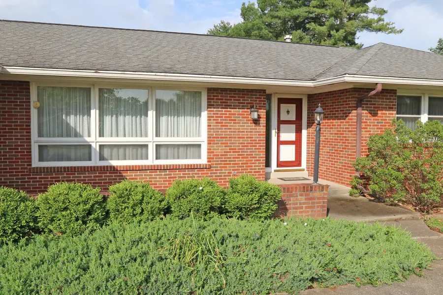 3837 Gloucester Drive, Lexington, KY 40510 - #2