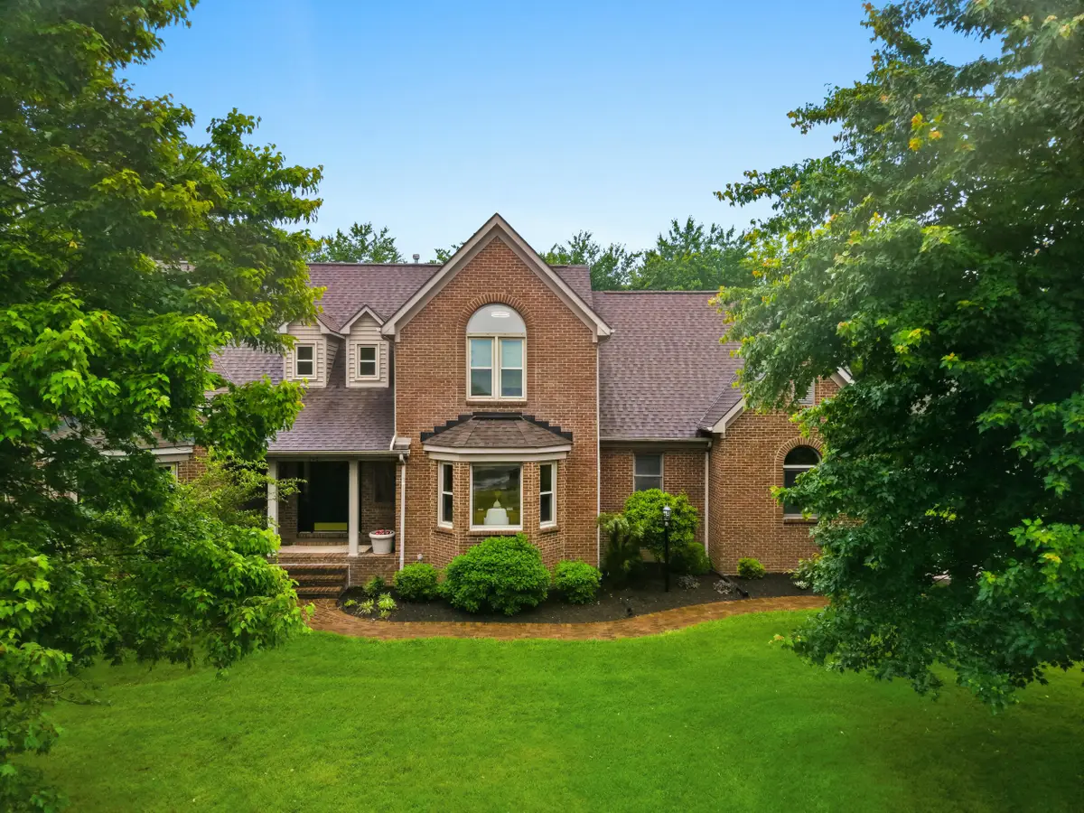 150 Club Lane, Versailles, KY 40383 - #1
