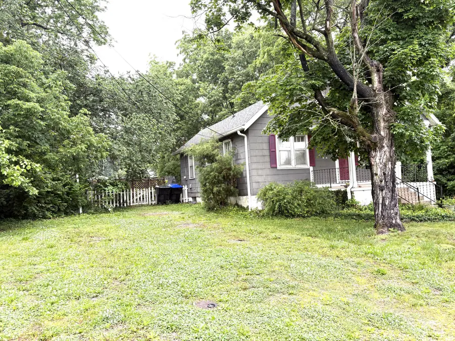 255 Mckenzie Avenue, Frankfort, KY 40601 - #3