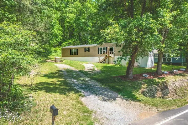 1380 State Highway 472, Manchester, KY 40962