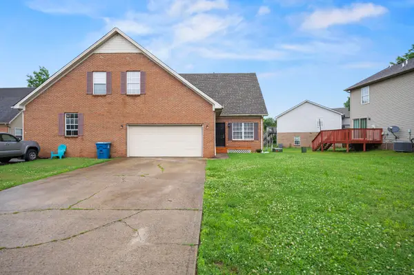 216 Tanbark Drive, Georgetown, KY 40324