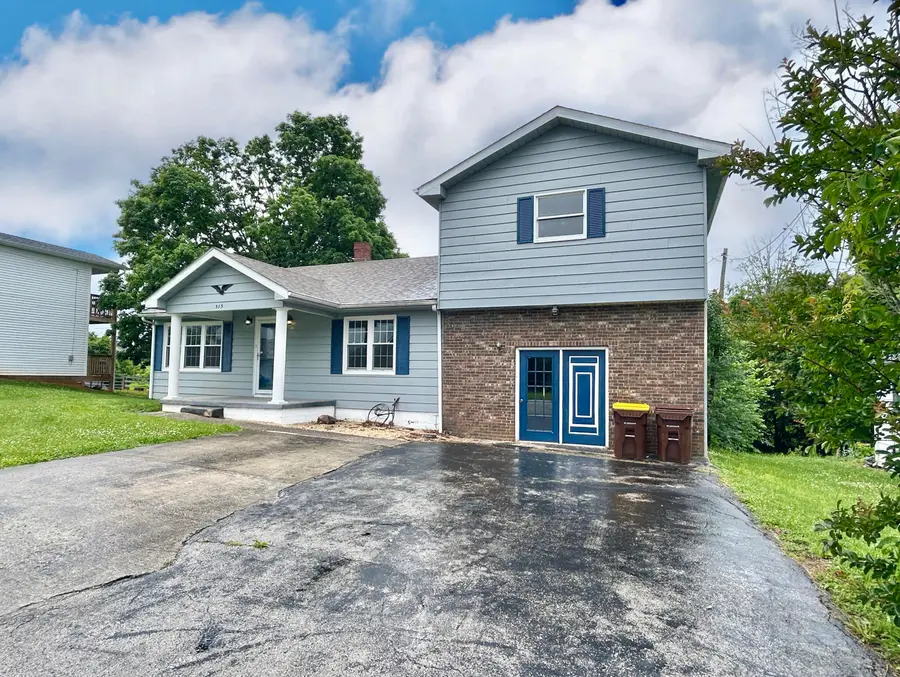 315 Randolph Street, Somerset, KY 42501 - #2