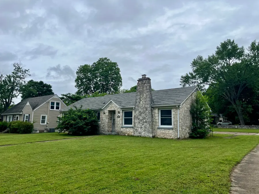 1701 Kenton Street, Bowling Green, KY 42101 - #2