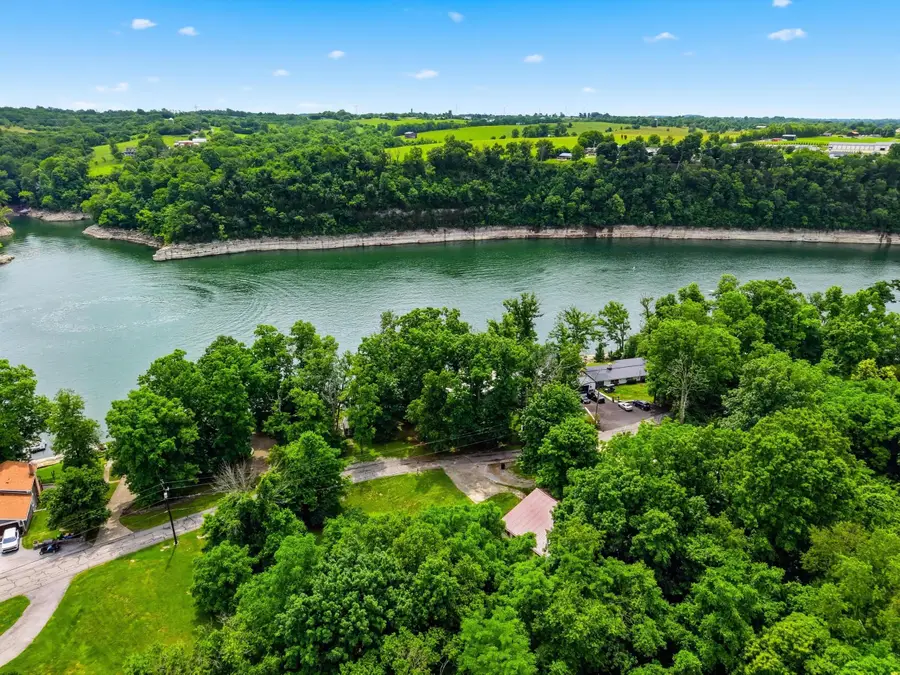 723 Chimney Rock Road, Harrodsburg, KY 40330 - #2