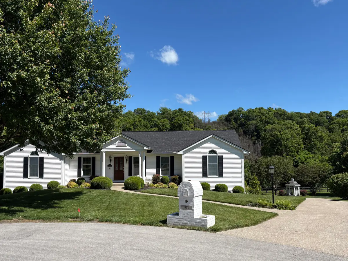 104 Bradburn Court, Frankfort, KY 40601 - #1