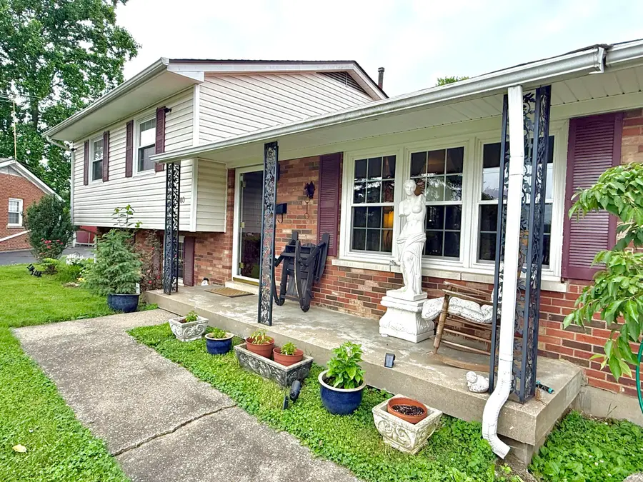 1703 New Orleans Court, Lexington, KY 40505 - #2