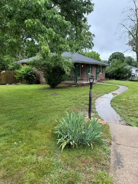 201 Wilson Downing Road, Lexington, KY 40517