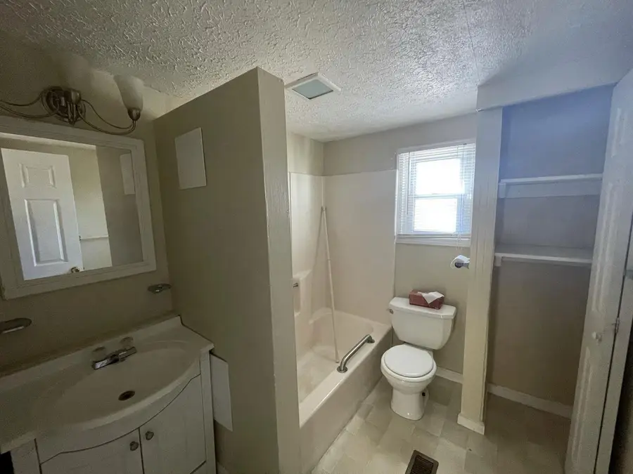 108 Langford Avenue, Frankfort, KY 40601 - #3
