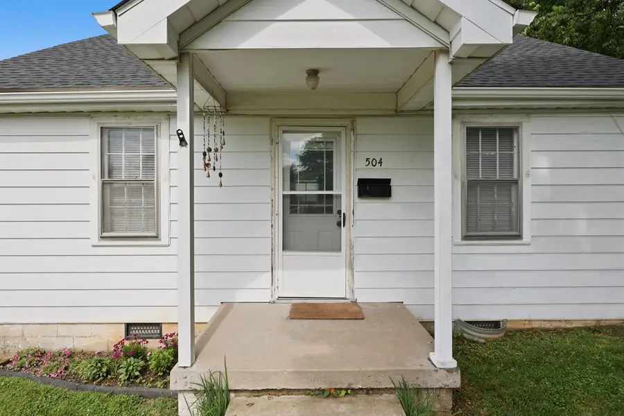 504 Oak Street, Georgetown, KY 40324 - #3