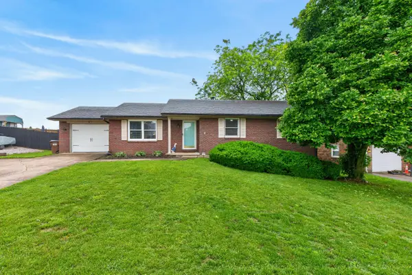 307 Castle Boulevard, Paris, KY 40361