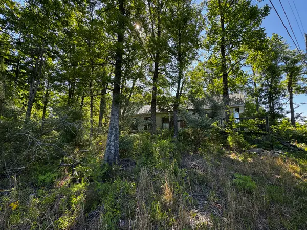 72 Dixie Tower Drive, Burnside, KY 42519