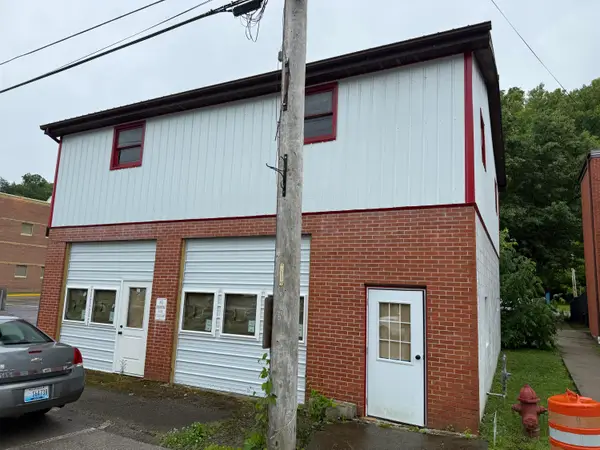 50 Back Street, Frenchburg, KY 40322