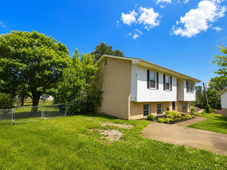 656 Magnolia Drive, Mount Sterling, KY 40353 - #3