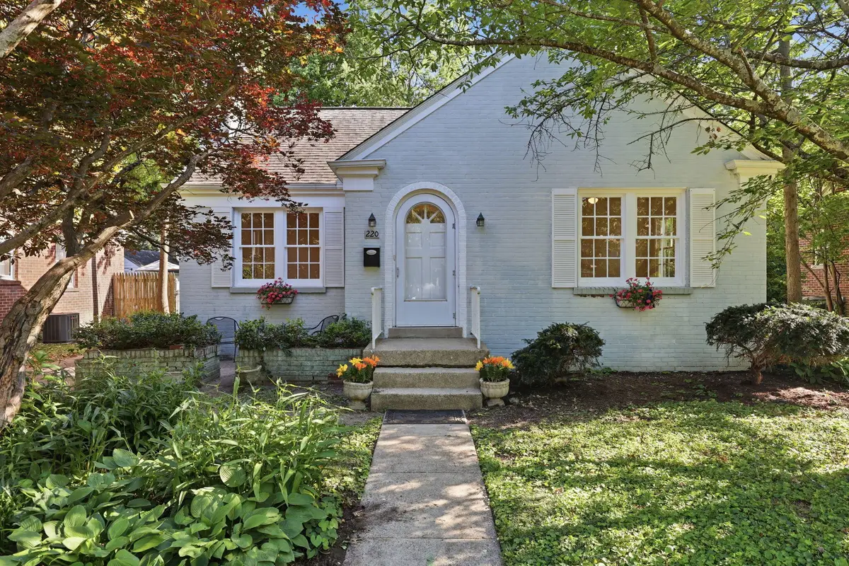 220 Barberry Lane, Lexington, KY 40503 - #1
