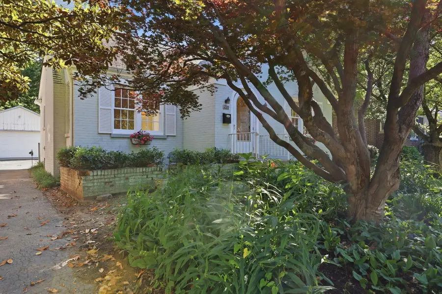 220 Barberry Lane, Lexington, KY 40503 - #3