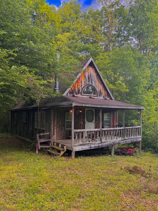 178 Greasy Creek Road, West Liberty, KY 41472