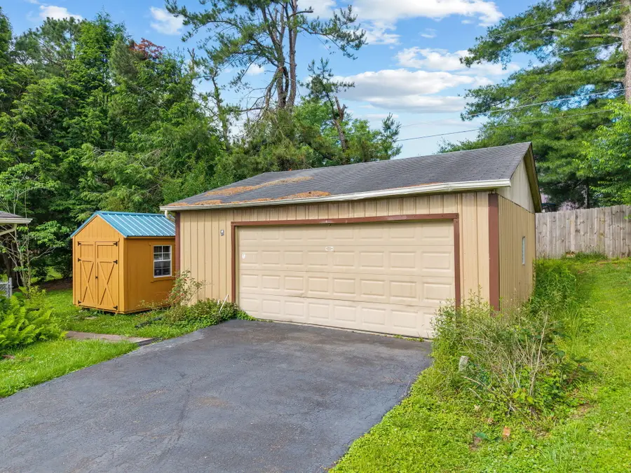 3024 Springs Branch Drive, London, KY 40744 - #3