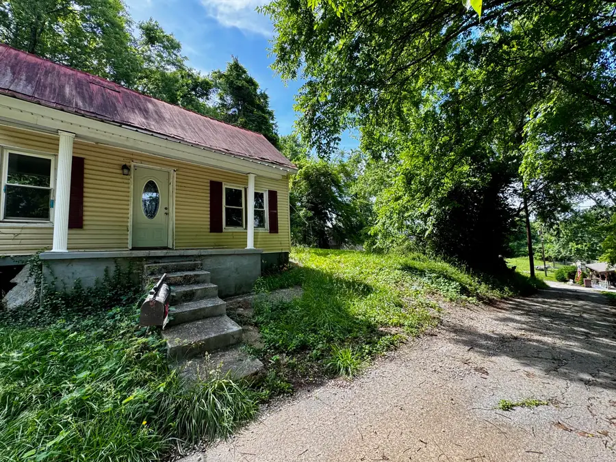 102 Miller Street, Somerset, KY 42501 - #3