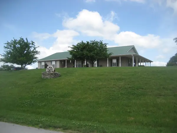 1026 Sea Ridge Road, Lawrenceburg, KY 40342