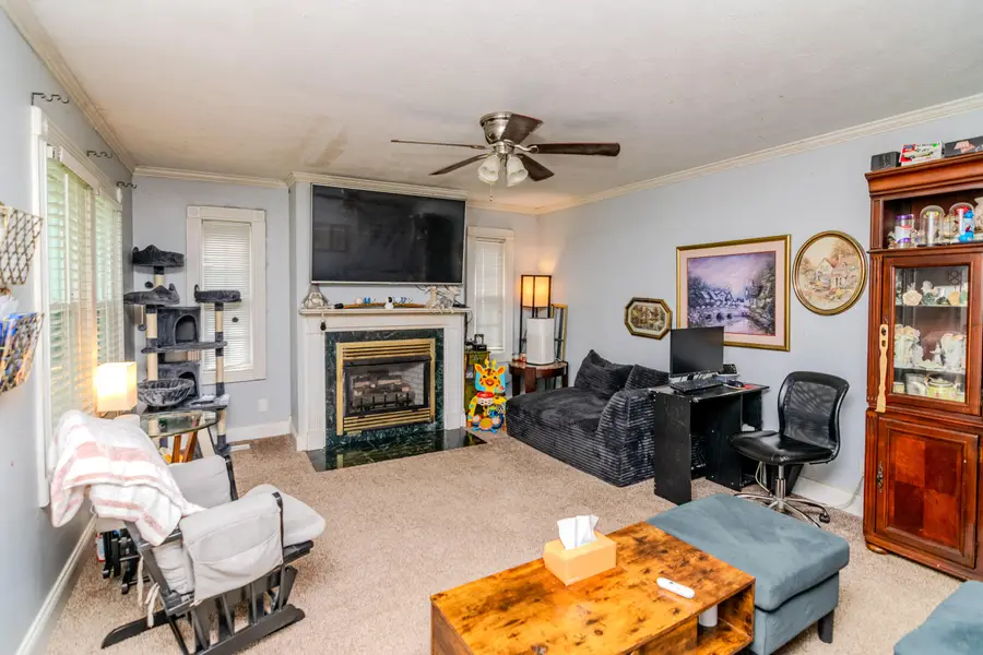 632 Mooreland Avenue, Harrodsburg, KY 40330 - #3