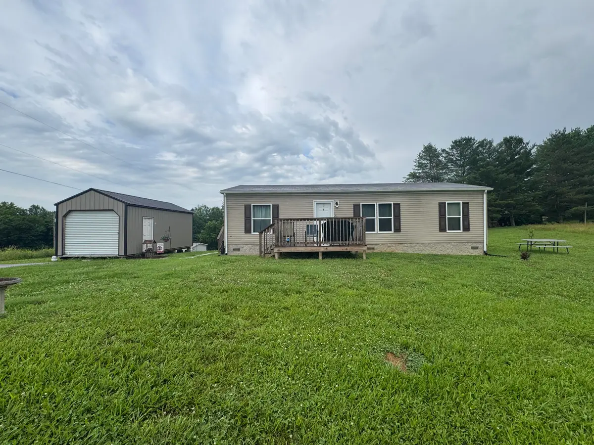 90 Deer Trail Circle, Jamestown, KY 42629 - #1