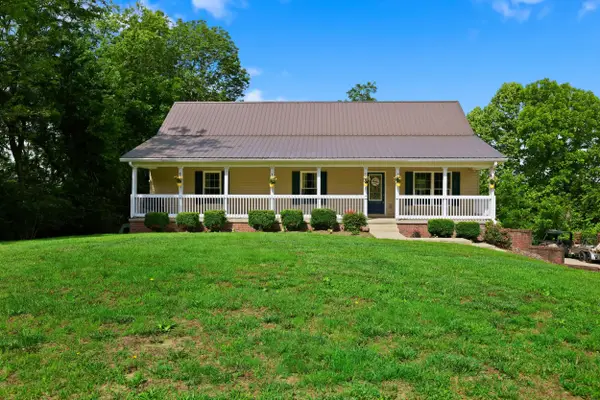 688 Cap Bottom Lane, Harrodsburg, KY 40330
