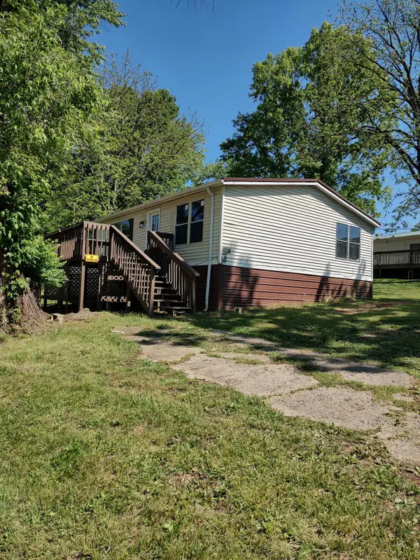 105 Pineview Lane, Carlisle, KY 40311