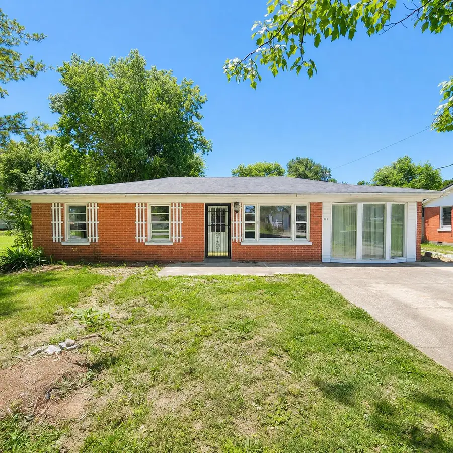 102 Bradley Drive, Richmond, KY 40475 - #2
