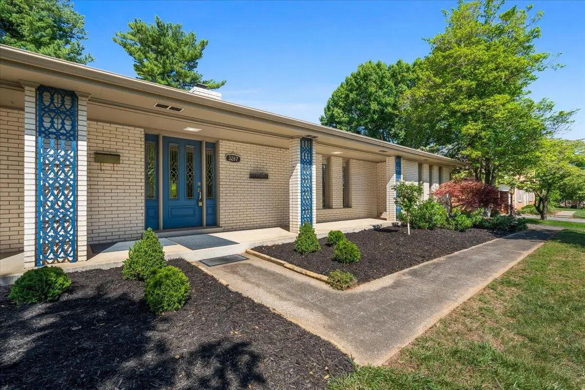 3287 Nantucket Drive, Lexington, KY 40502 - #1