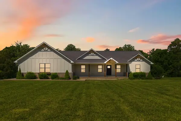 220 Davis Lane, Russell Springs, KY 42642