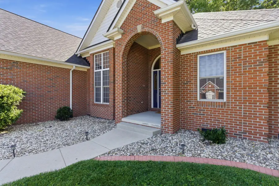604 Farmland Drive, Berea, KY 40403 - #2