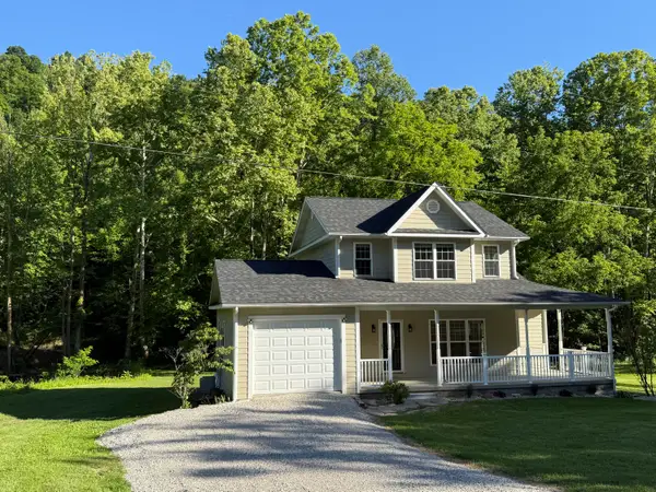 1233 Dog Trot Road, Frenchburg, KY 40322