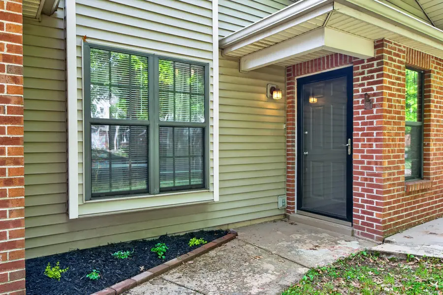 216 Pleasant Pointe Drive, Lexington, KY 40517 - #3