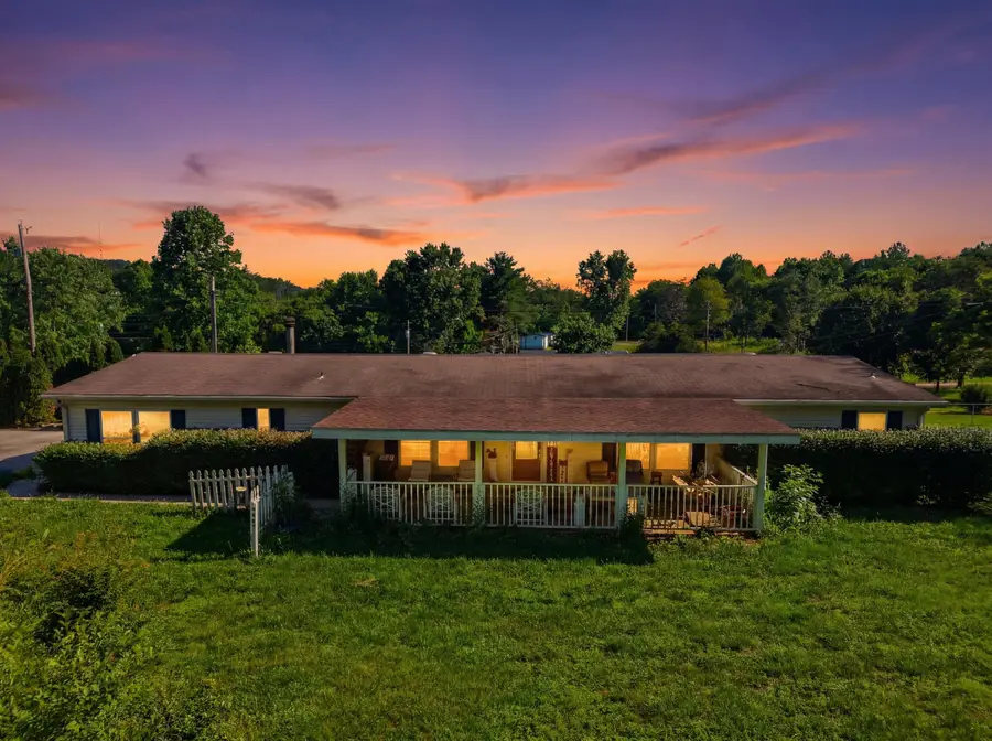 246 Briarwood Drive, Burnside, KY 42519 - #2