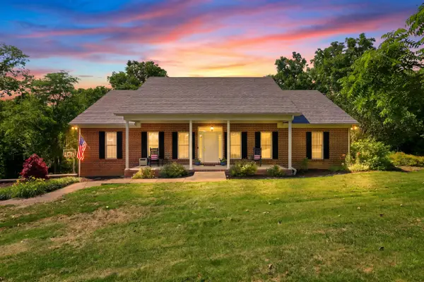 118 Green Sentinel Drive, Nicholasville, KY 40356