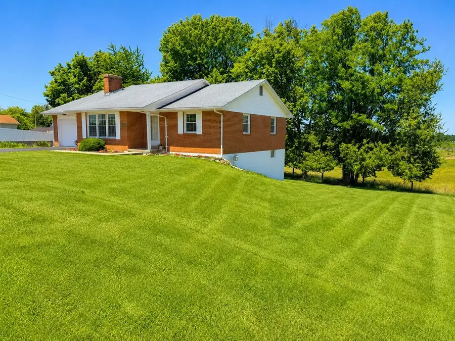 149 Main Street, Sharpsburg, KY 40374 - #3