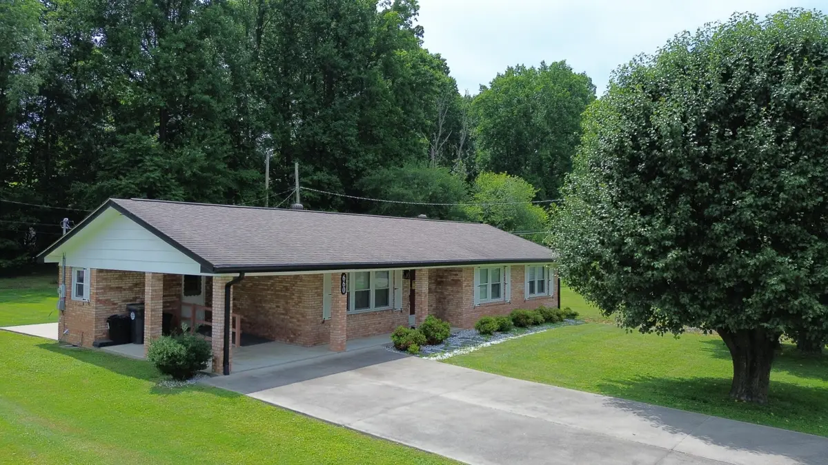 660 Oaklawn Circle, Corbin, KY 40701 - #1