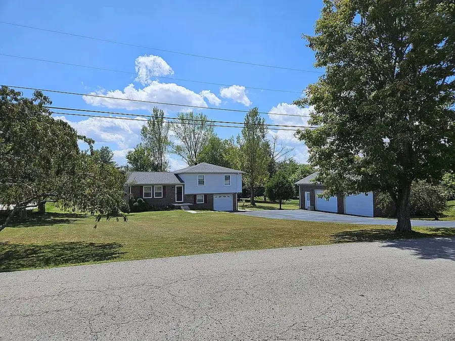 355 Smith Lane, Berea, KY 40403 - #2
