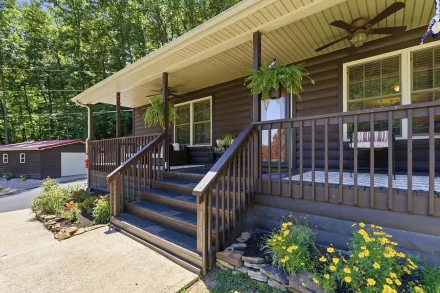 850 Cliffs Edge Road, East Bernstadt, KY 40729 - #3